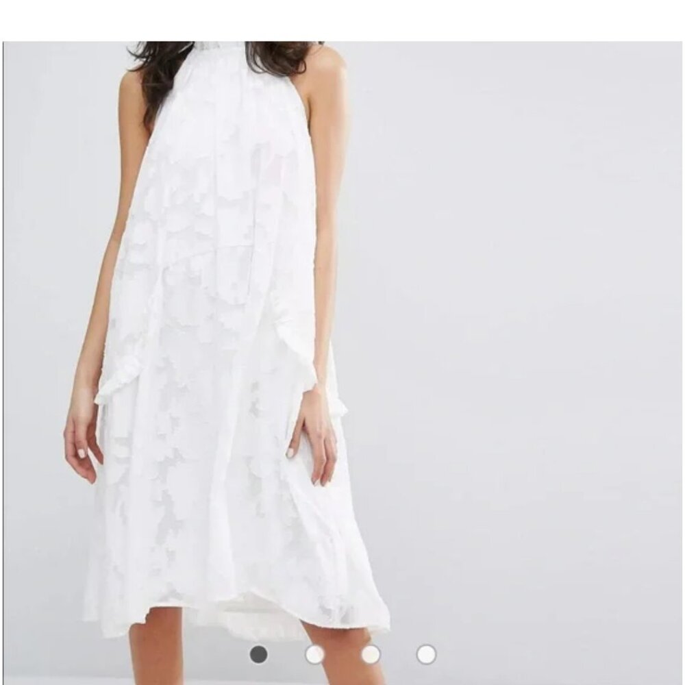 Women's Size 6 Strech Back Off White Halter Midi Dress By Lost Ink